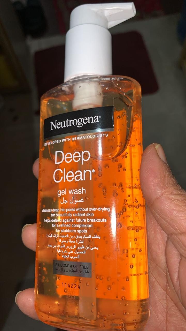 Neutrogena Deep Clean Facial Cleanser Gel Wash 200ml
